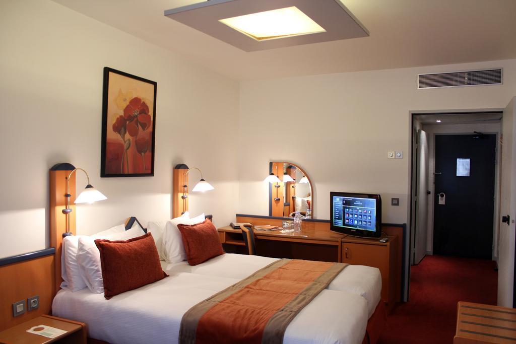 Hotel Opera Cadet 4*