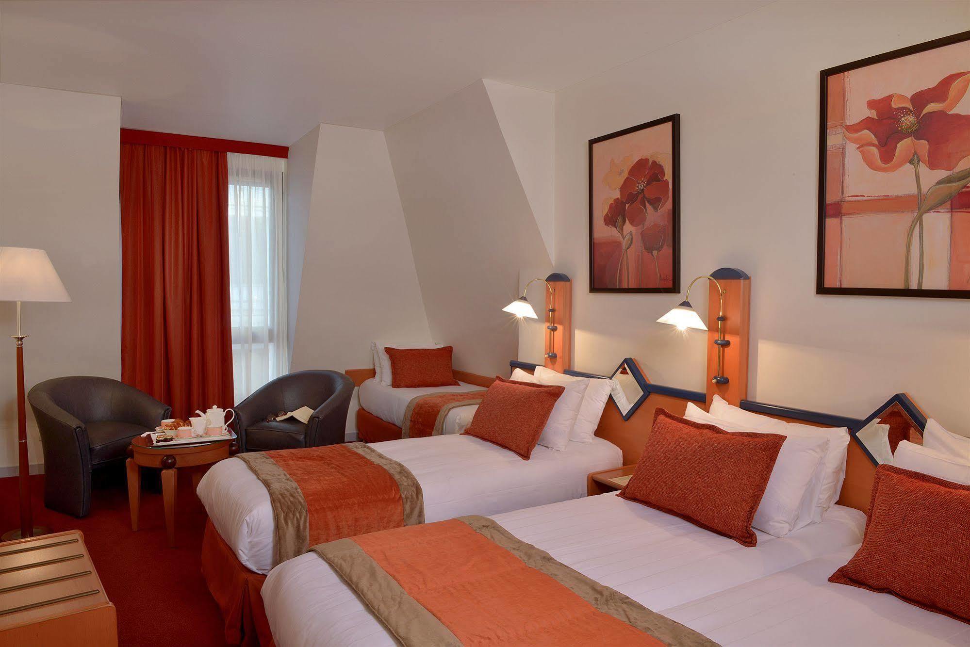 Opera Cadet Hotel 4*