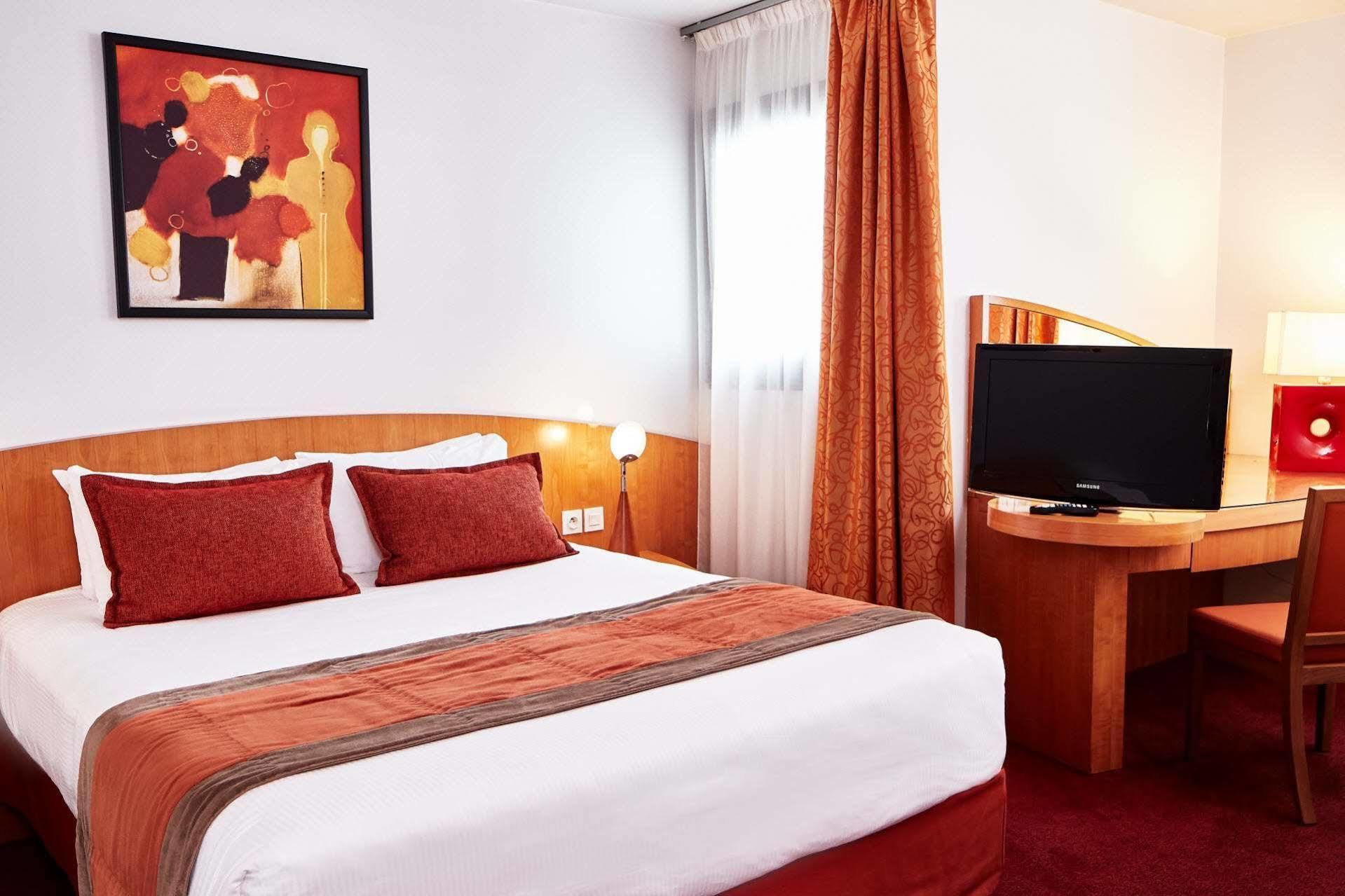 Hotel Opera Cadet 4*